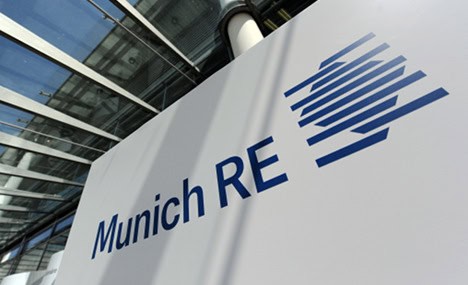 Munich Re, επιγραφή, κτίριο