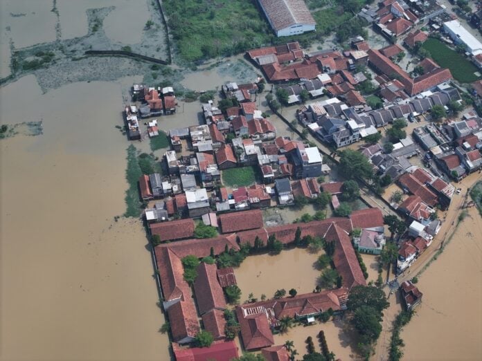 Flood in Indonesia, Urban planning and natural catastrophes, source: Shutterstock