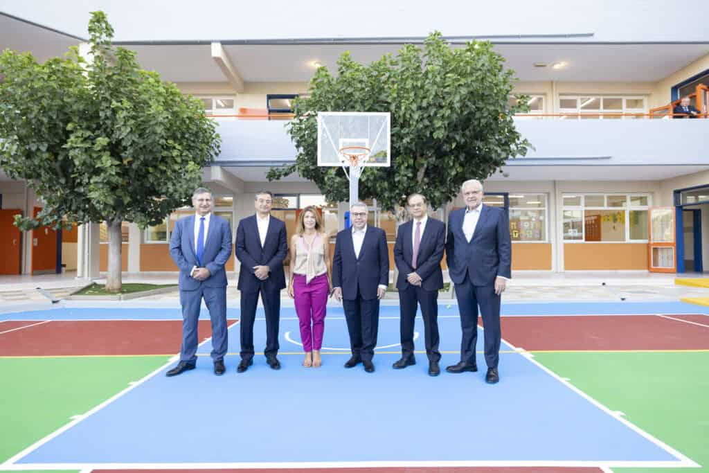 Επίσκεψη CEOs τραπεζών, 8o Δημοτικό Σχολείο N. Φιλαδέλφειας