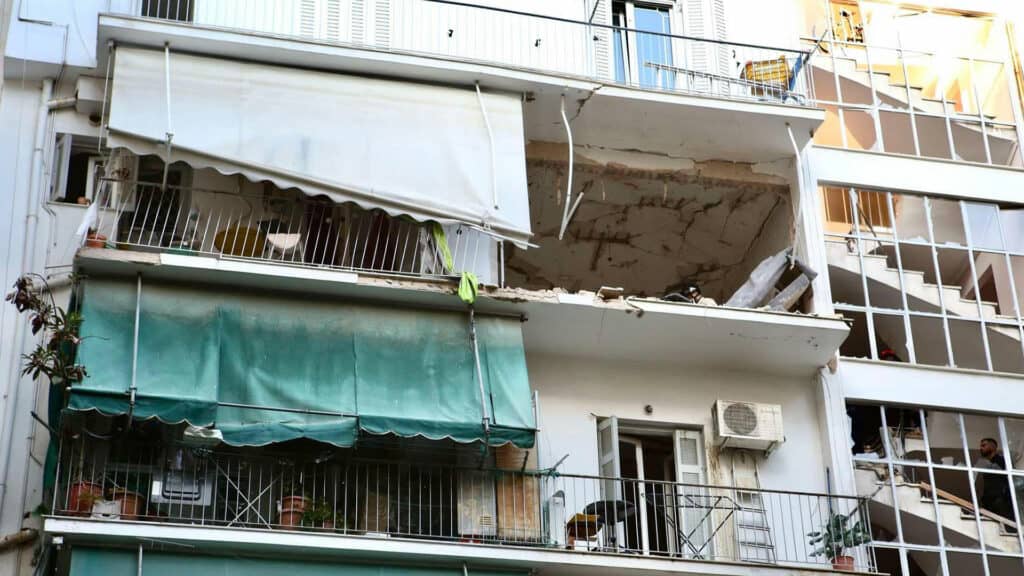 Έκρηξη σε πολυκατοικία στους Αμπελόκηπους, 10/24, πηγή: Η Καθημερινή