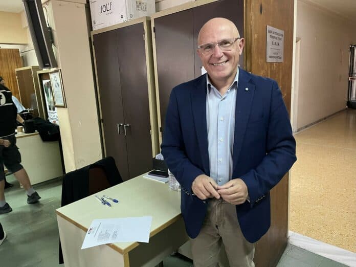 Χάρης Αλεξόπουλος