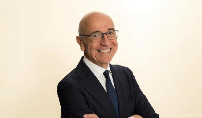 Παπανικολάου, Allianz