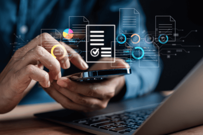 e89c45398a3b-screen-with-data Coface, smart data concept
