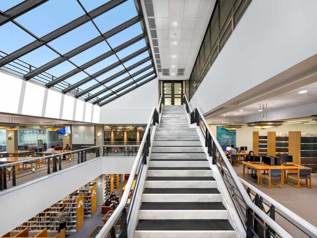 Deree, AEON Group, The Deal Room