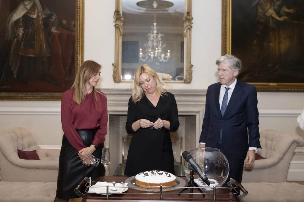 Παπασπυροπούλου, Αλαμπάση, Σαρρηγεωργίου στην κοπή πίτας της ΕΑΕΕ 2026