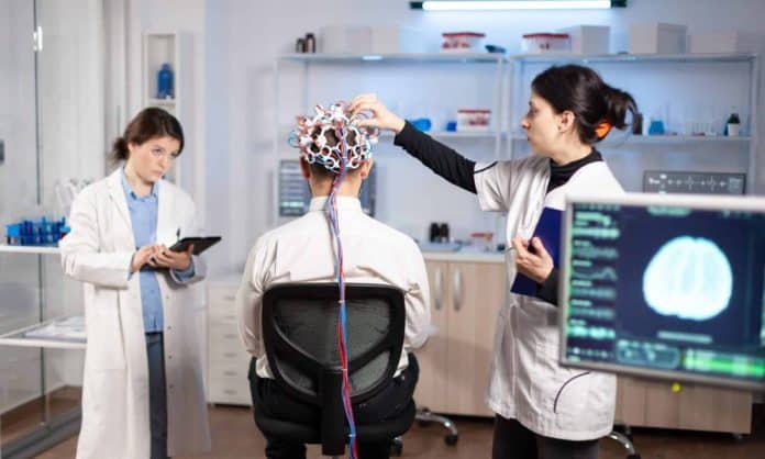 Νευρολογία, ιατροί και ασθενής