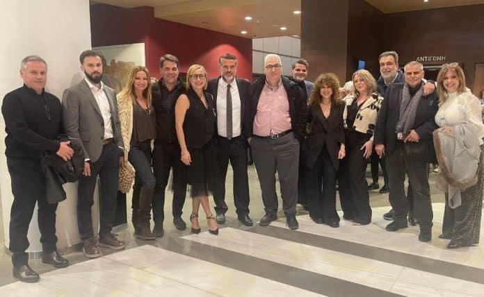 ΠΑΡΟΝ, ομαδική από κοπή πίτας 2026