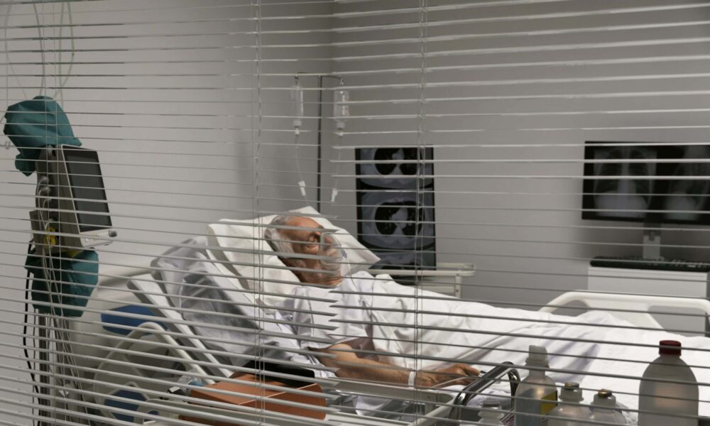 Ασθενής σε ΜΕΘ