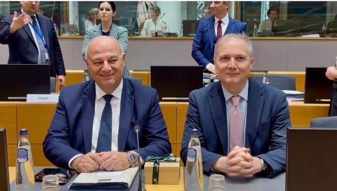 Τσιάρας Κώστας, ο Υπουργός Αγροτικής Ανάπτυξης και Τροφίμων στο Συμβούλιο Υπουργών Γεωργίας και Αλιείας της ΕΕ