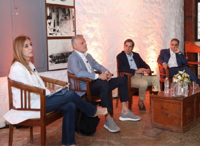 Παπασπυρούλου, Μαζαράκης, Μοάτσος και Κασκαρέλης σε πάνελ του 26ου Hydra Meeting