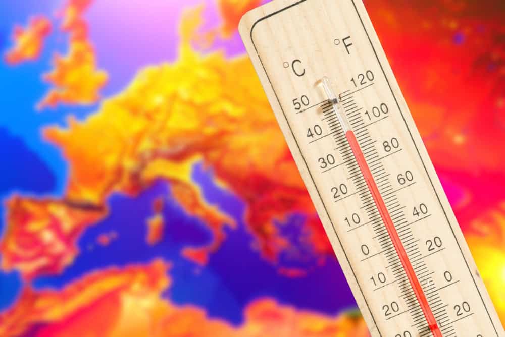 thermometer and Europe, source: Shutterstock