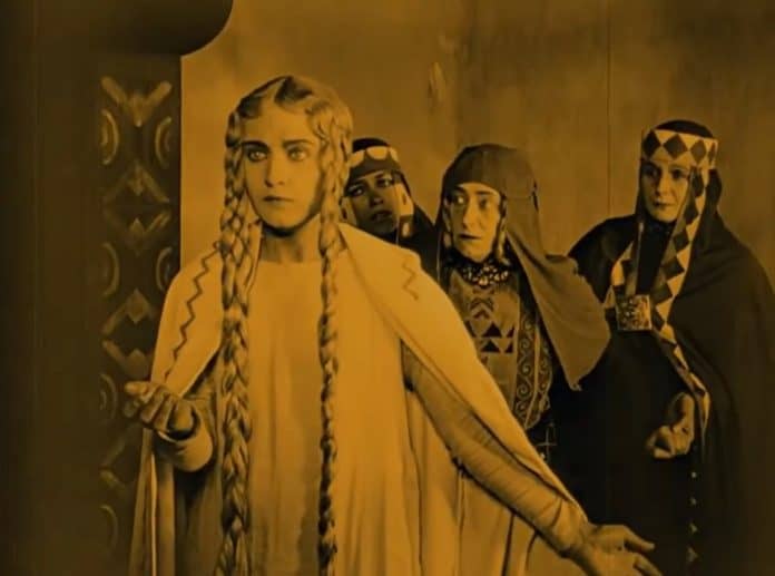Στιγμιότυπο από την ταινία του Φ. Λανγκ «Die Nibelungen: Siegfrieds Tod»