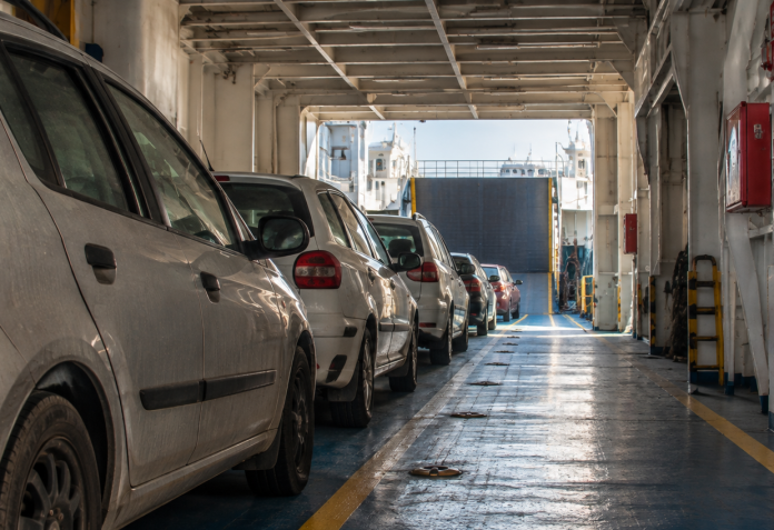 cars-in-ship-pricefox